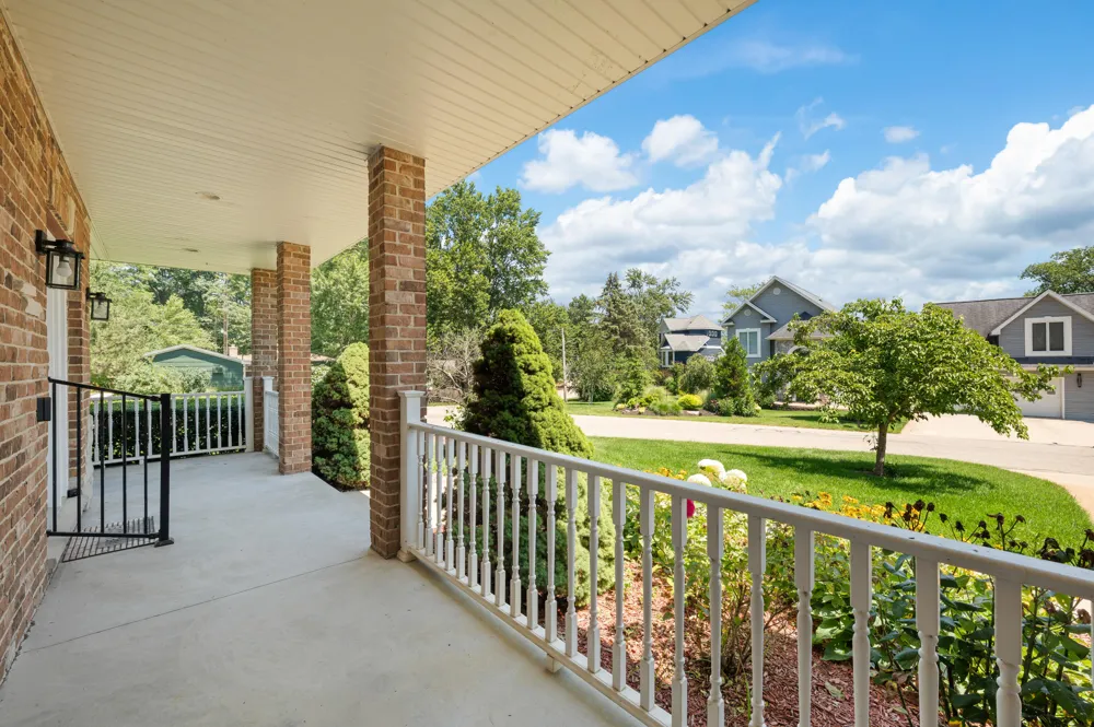 5036 Shoreview Drive Coloma Charter Township, MI 49038