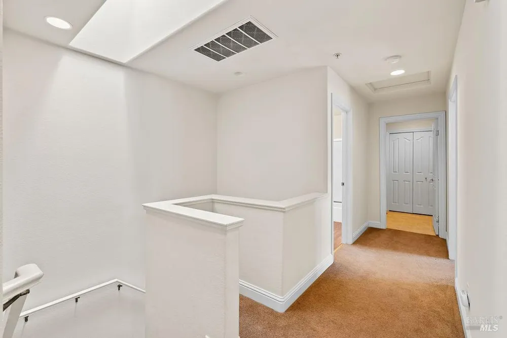 1041 Mcclelland Drive Windsor, CA 95492