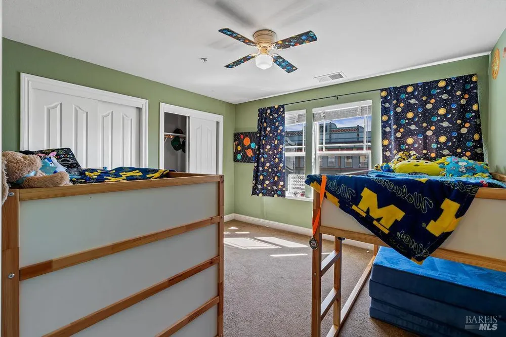 1041 Mcclelland Drive Windsor, CA 95492