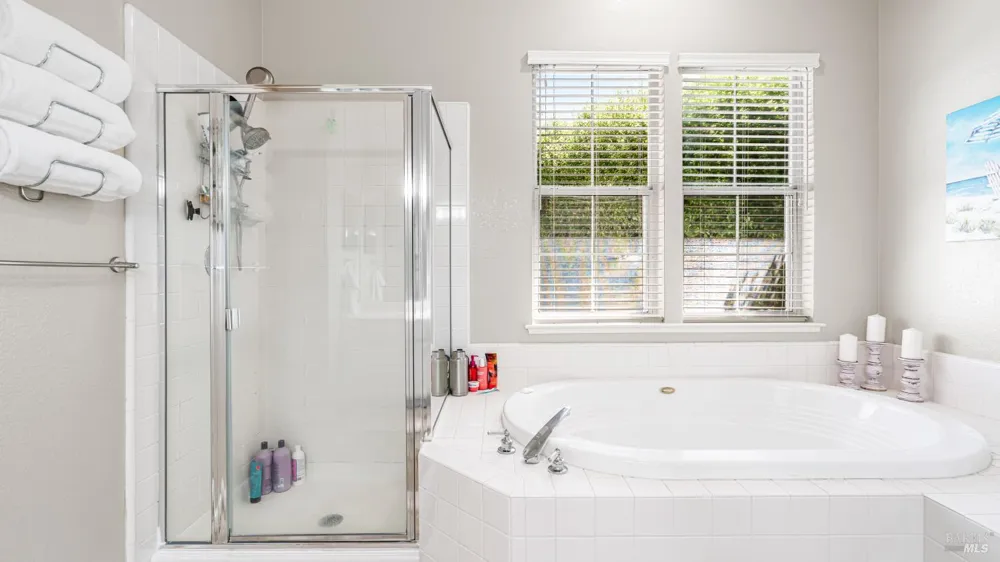 2351 Desert Palm Court Santa Rosa, CA 95403