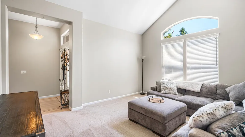 2351 Desert Palm Court Santa Rosa, CA 95403