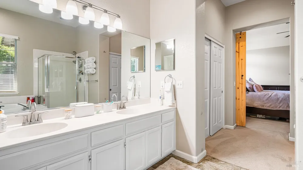 2351 Desert Palm Court Santa Rosa, CA 95403