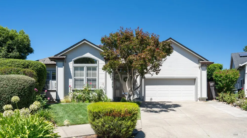 2351 Desert Palm Court Santa Rosa, CA 95403