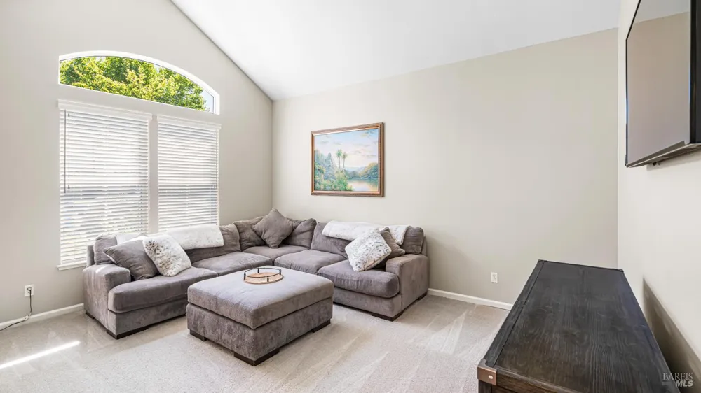 2351 Desert Palm Court Santa Rosa, CA 95403
