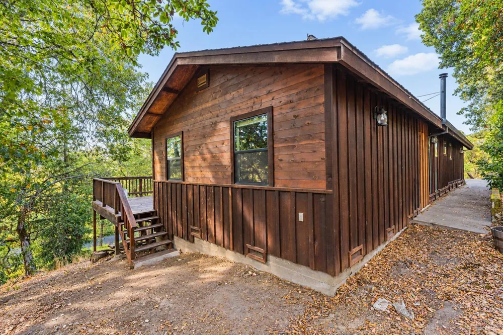 370 Laurel Street Willits, CA 95490