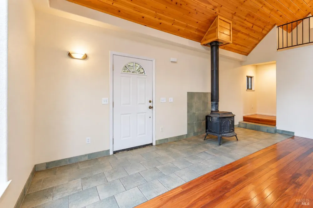 370 Laurel Street Willits, CA 95490