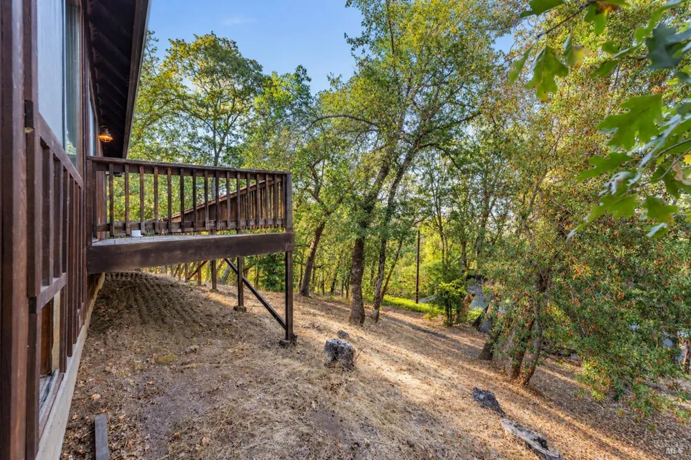 370 Laurel Street Willits, CA 95490