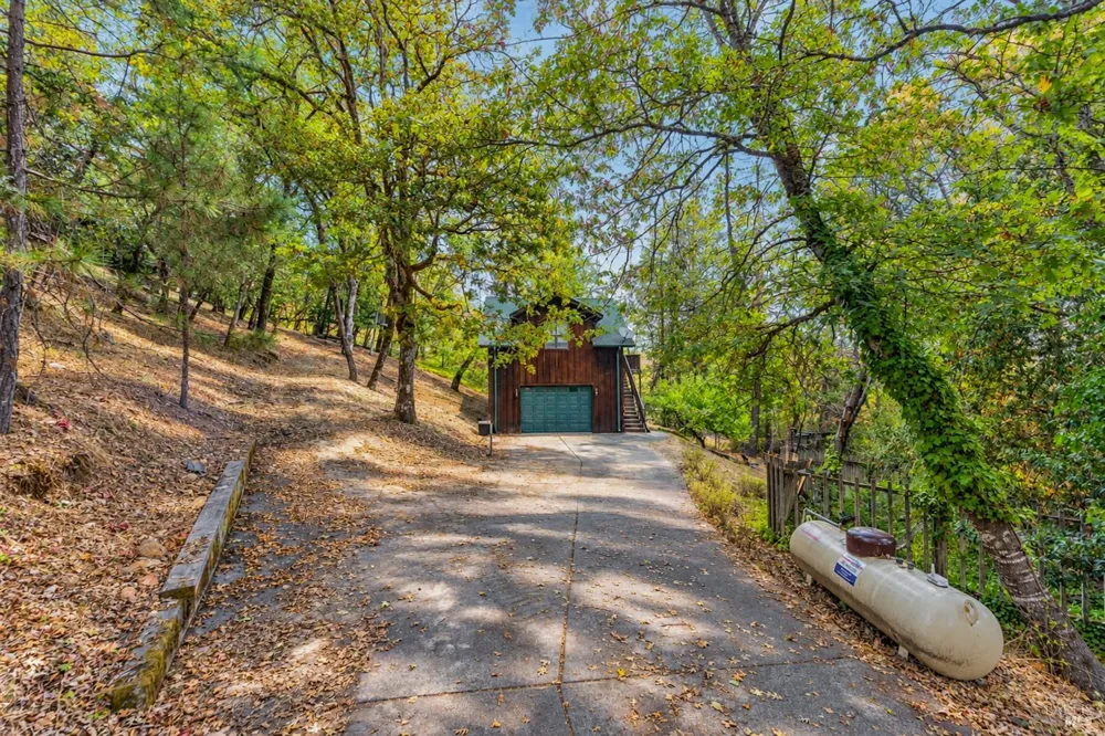 370 Laurel Street Willits, CA 95490