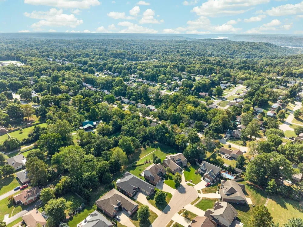 818 Forest Acres Drive Anderson, OH 45255