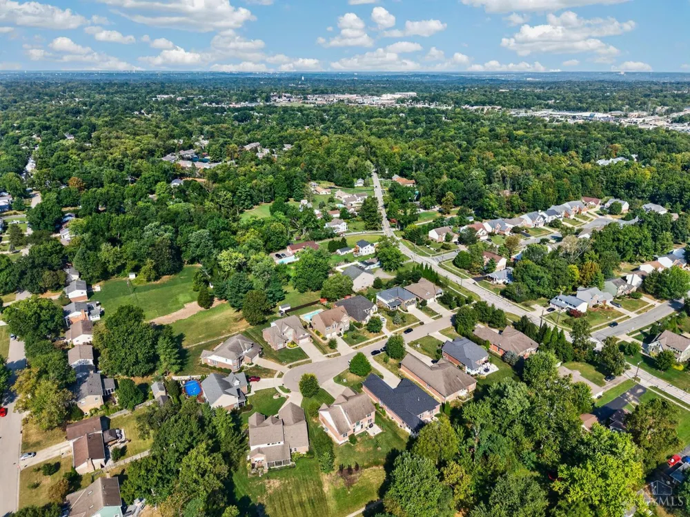 818 Forest Acres Drive Anderson, OH 45255