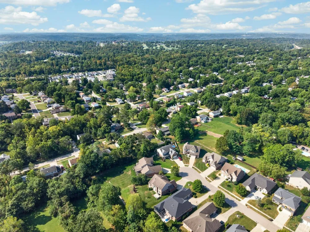 818 Forest Acres Drive Anderson, OH 45255