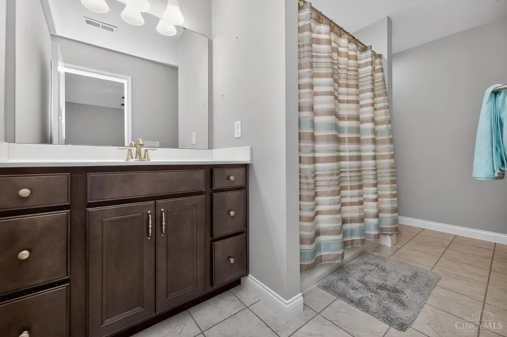 8101 Taffy Drive West Chester, OH 45069