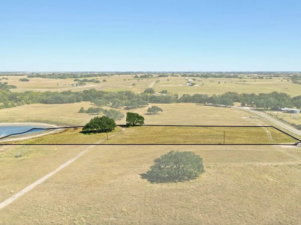 3055 FM 956 Schulenburg, TX 78956