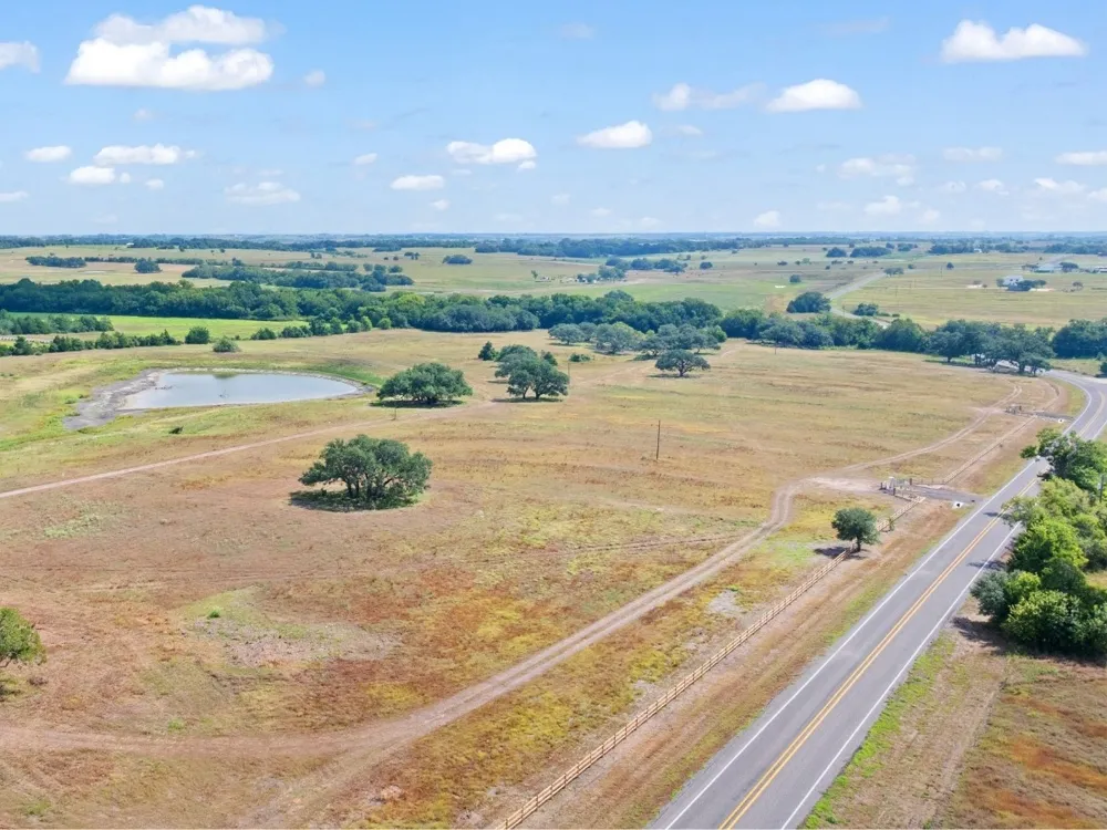 3061 FM 956 Schulenburg, TX 78956