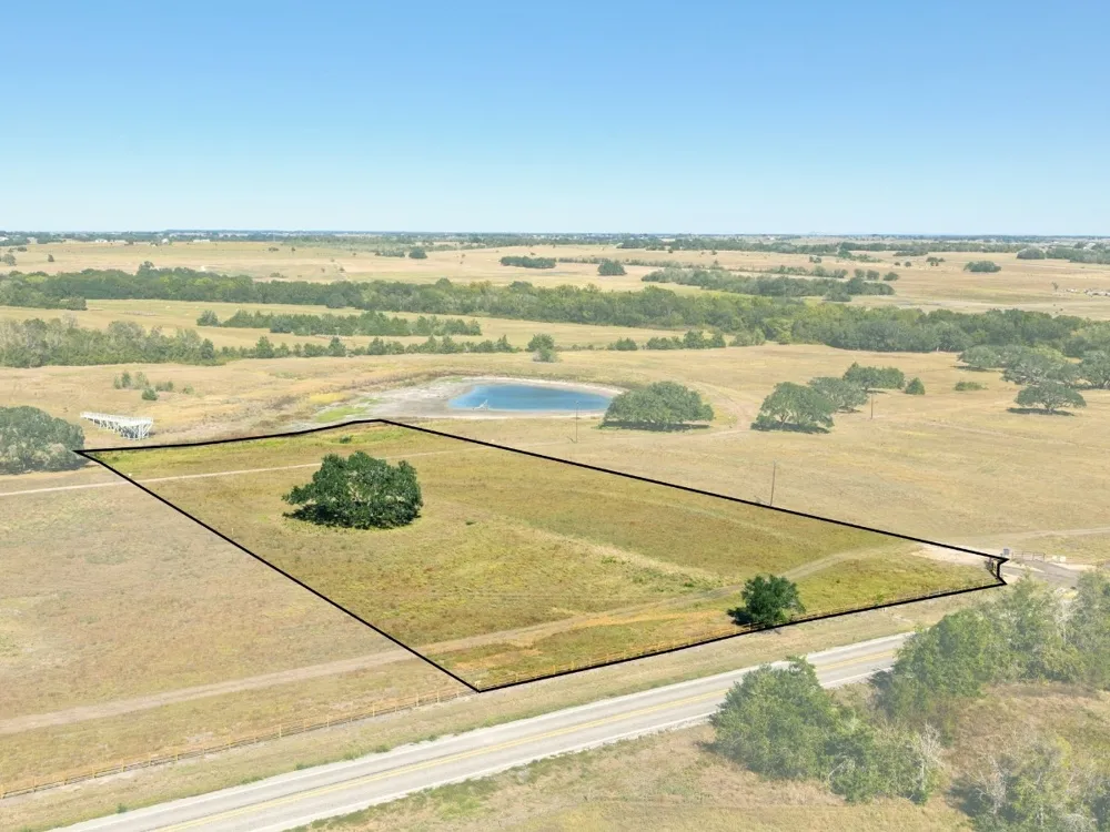 3061 FM 956 Schulenburg, TX 78956