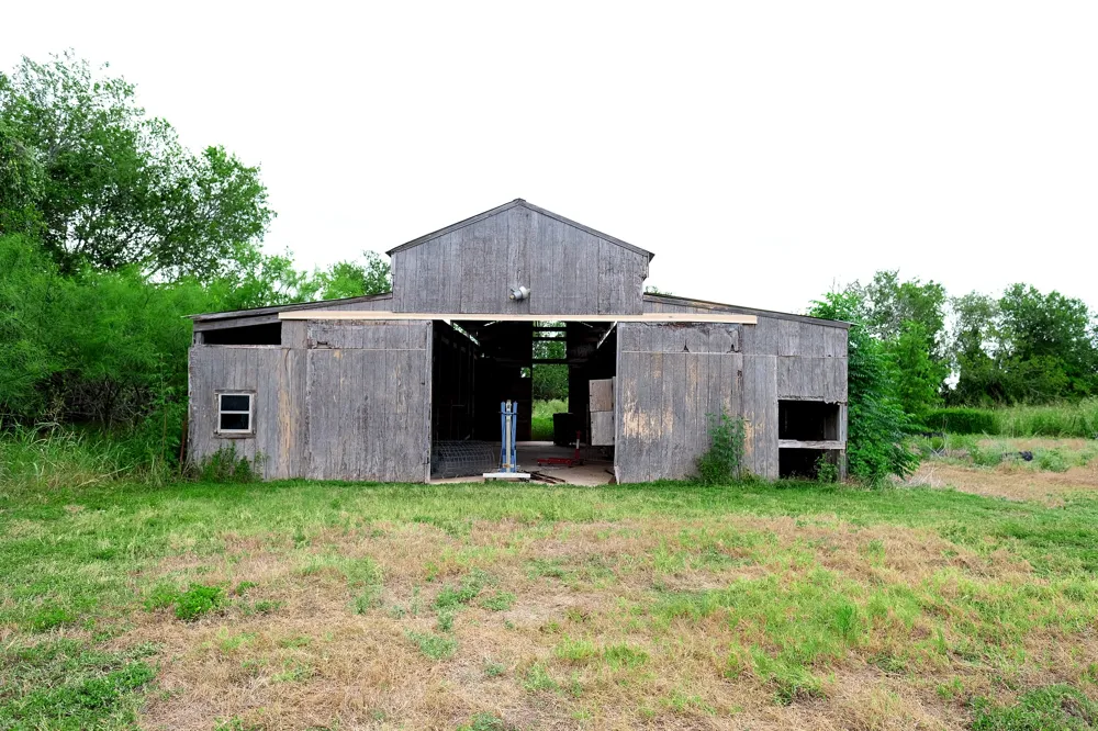 2303 Webberwood Drive Webberville, TX 78621