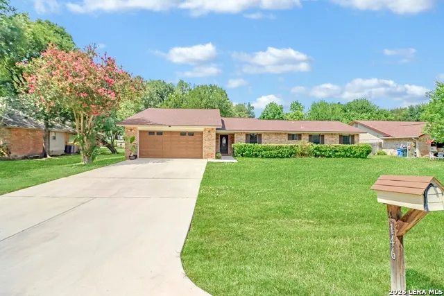 146 TWIN OAK RD Seguin, TX 78155