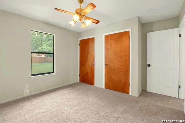 146 TWIN OAK RD Seguin, TX 78155