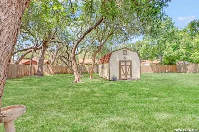146 TWIN OAK RD Seguin, TX 78155