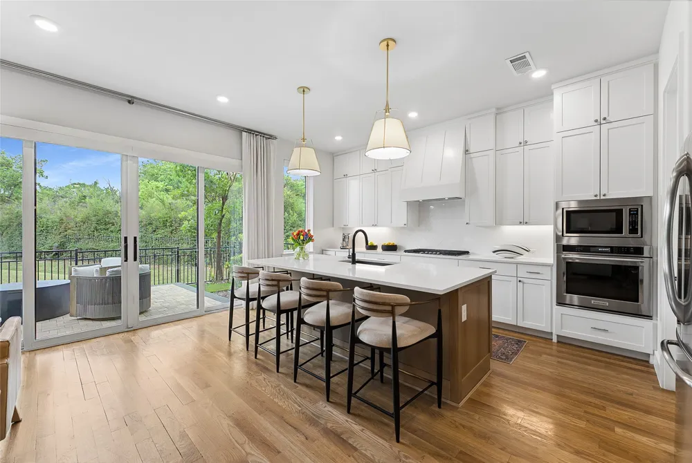 3922 Redding Row Dallas, TX 75220