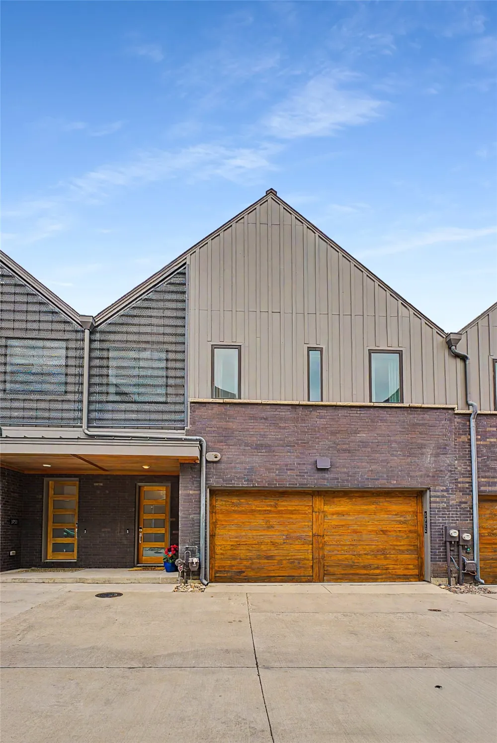 3922 Redding Row Dallas, TX 75220