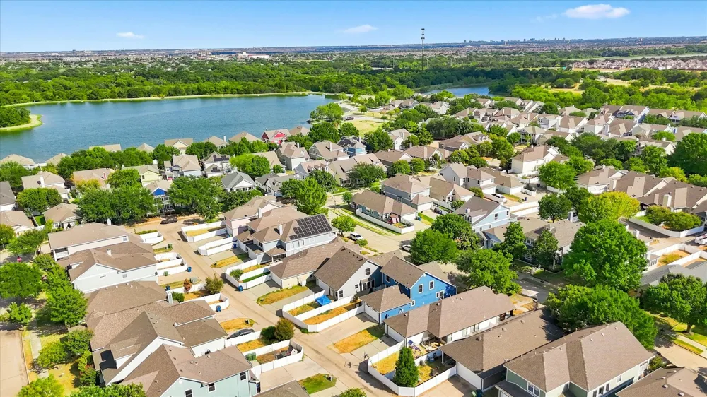 1395 Portsmouth Drive Providence Village, TX 76227