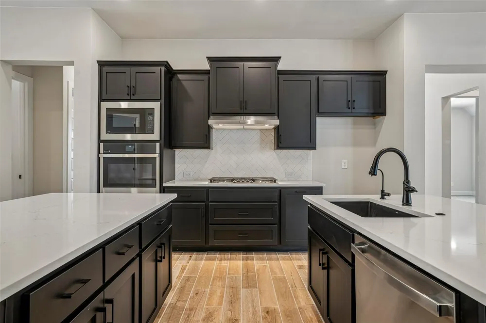 1228 Emerald Lake Drive Katy, TX 77493