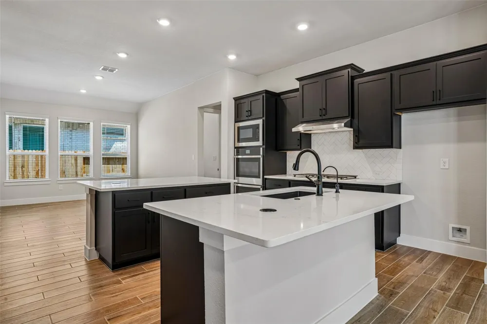 1228 Emerald Lake Drive Katy, TX 77493