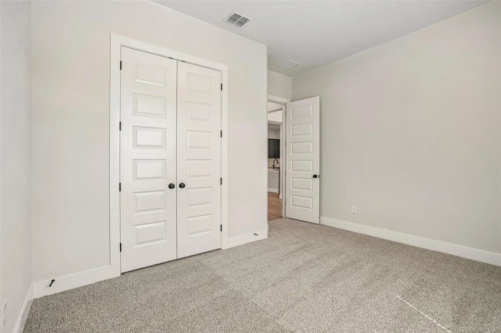 1228 Emerald Lake Drive Katy, TX 77493
