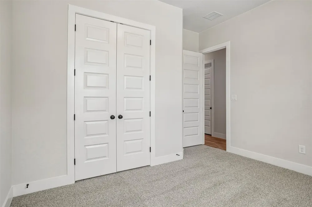 1228 Emerald Lake Drive Katy, TX 77493