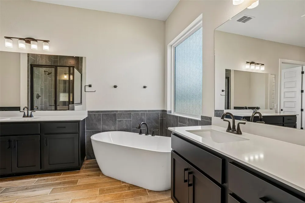 1228 Emerald Lake Drive Katy, TX 77493