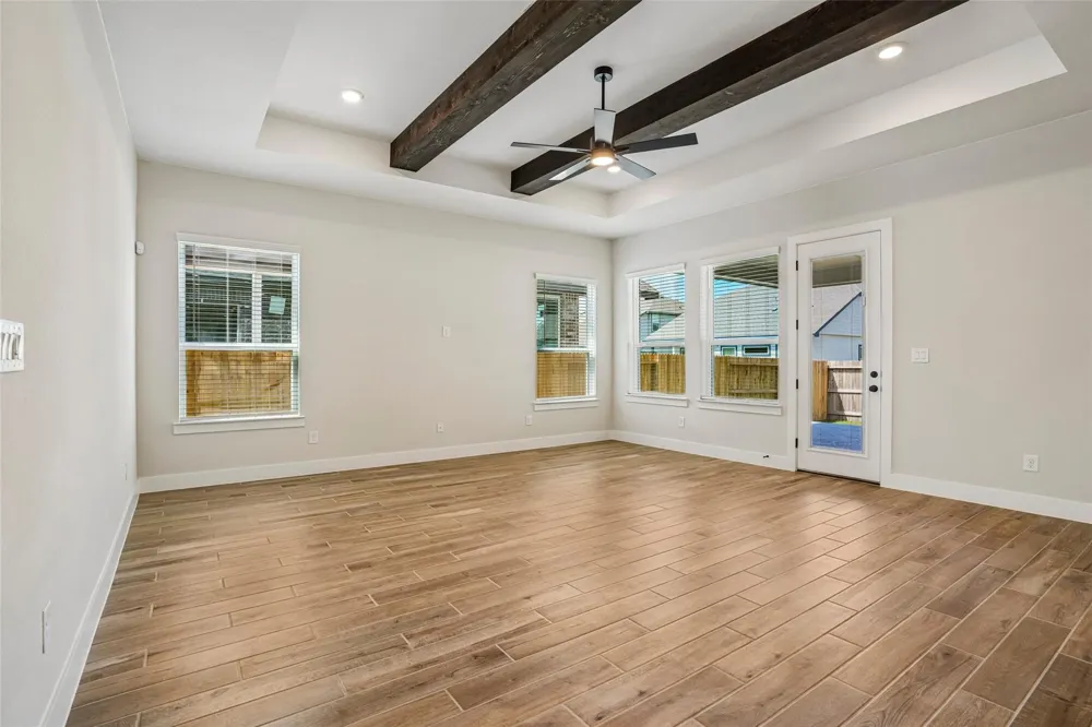 1228 Emerald Lake Drive Katy, TX 77493