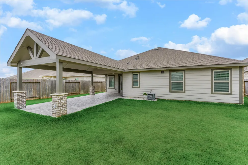 211 Garnett Street Magnolia, TX 77354