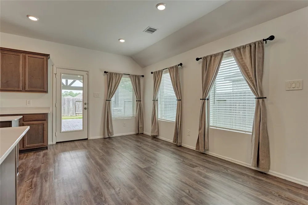 211 Garnett Street Magnolia, TX 77354