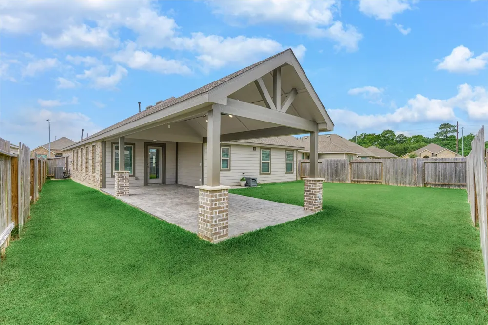 211 Garnett Street Magnolia, TX 77354