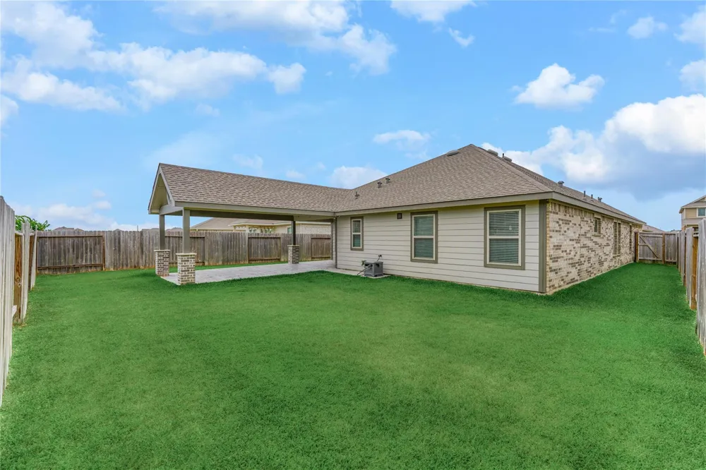 211 Garnett Street Magnolia, TX 77354