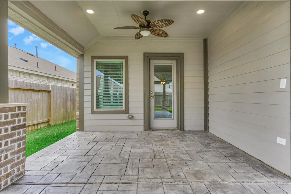 211 Garnett Street Magnolia, TX 77354