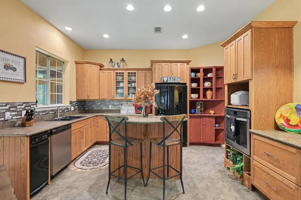23421 Martha Williams Road Montgomery, TX 77356