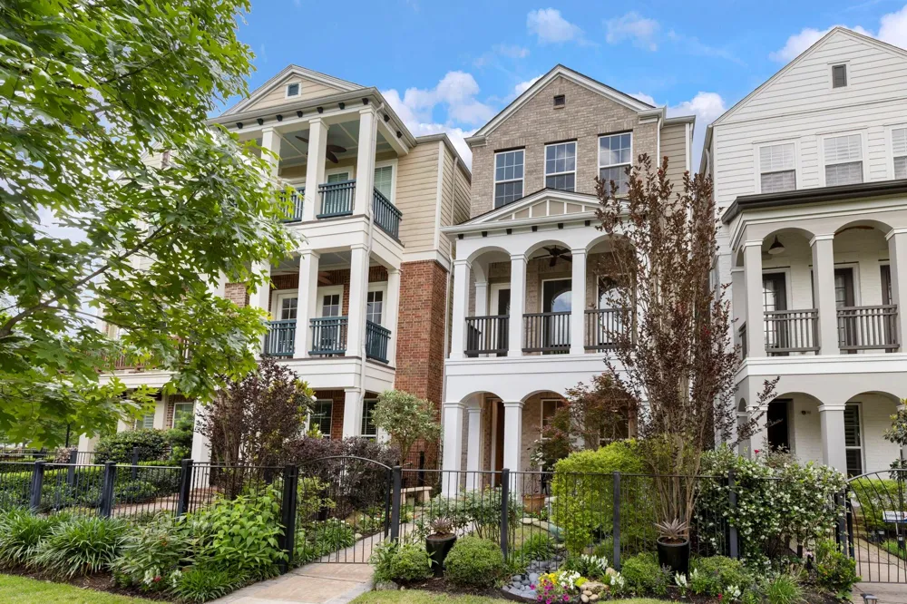262 Breezy Way The Woodlands, TX 77380