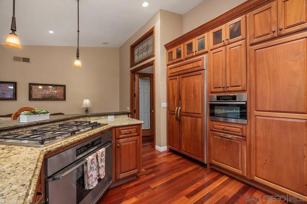 10770 Ancona Lane San Diego, CA 92131