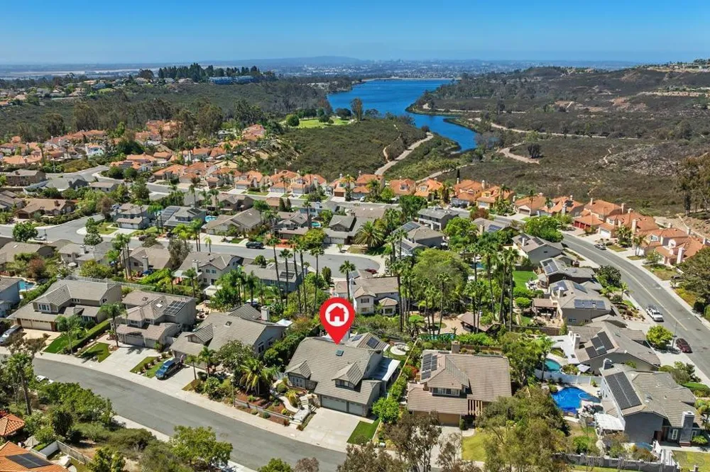 10770 Ancona Lane San Diego, CA 92131