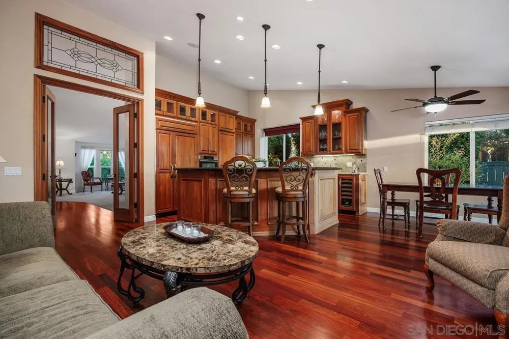 10770 Ancona Lane San Diego, CA 92131