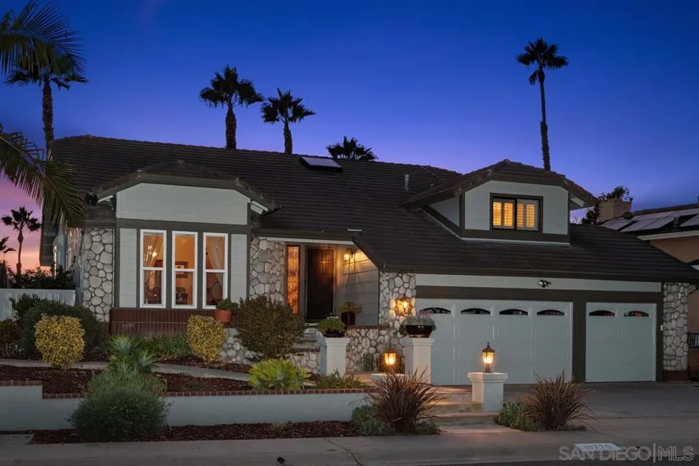 10770 Ancona Lane San Diego, CA 92131