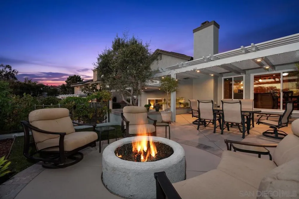 10770 Ancona Lane San Diego, CA 92131