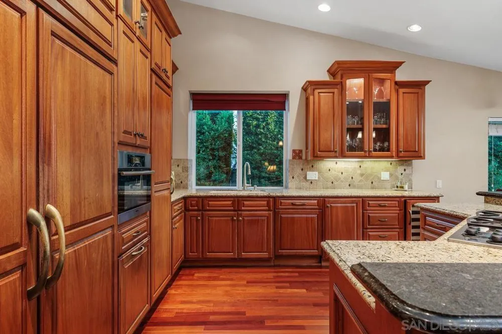 10770 Ancona Lane San Diego, CA 92131