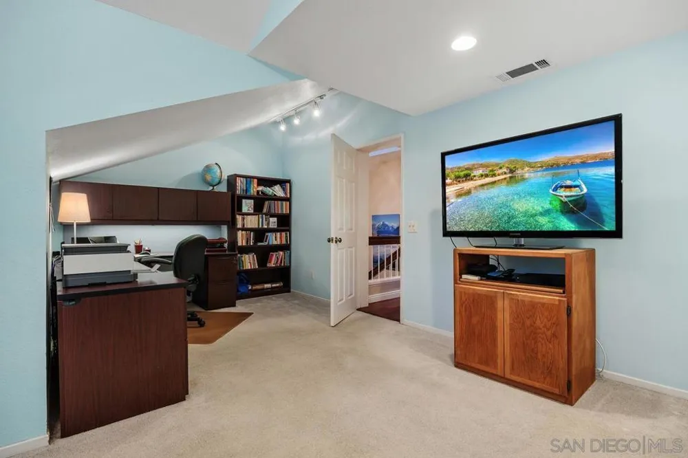10770 Ancona Lane San Diego, CA 92131