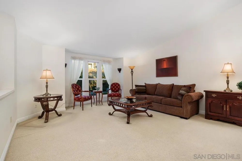 10770 Ancona Lane San Diego, CA 92131