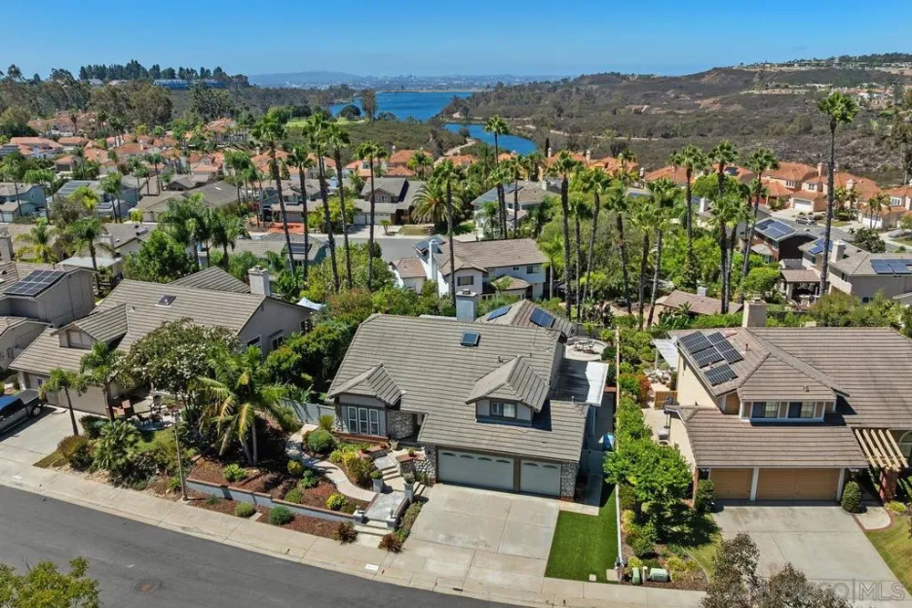 10770 Ancona Lane San Diego, CA 92131