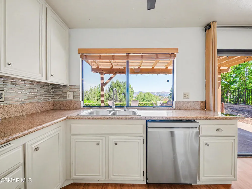 1666 Chilco Court Thousand Oaks, CA 91360