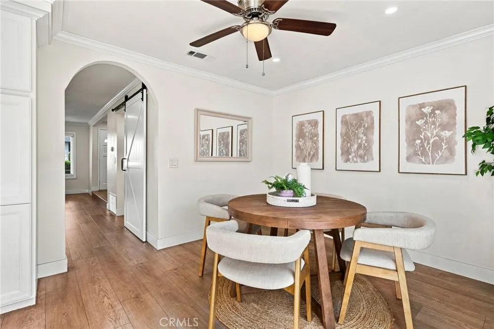 10 Goldenbush Irvine, CA 92604